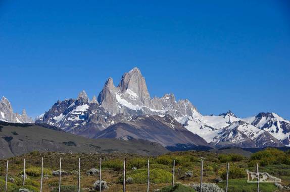Em Bahia Tunel, a bela visão que se tem das montanhas do Parque Nacional Los Glaciares, região de El Chaltén, no sul da Argentina